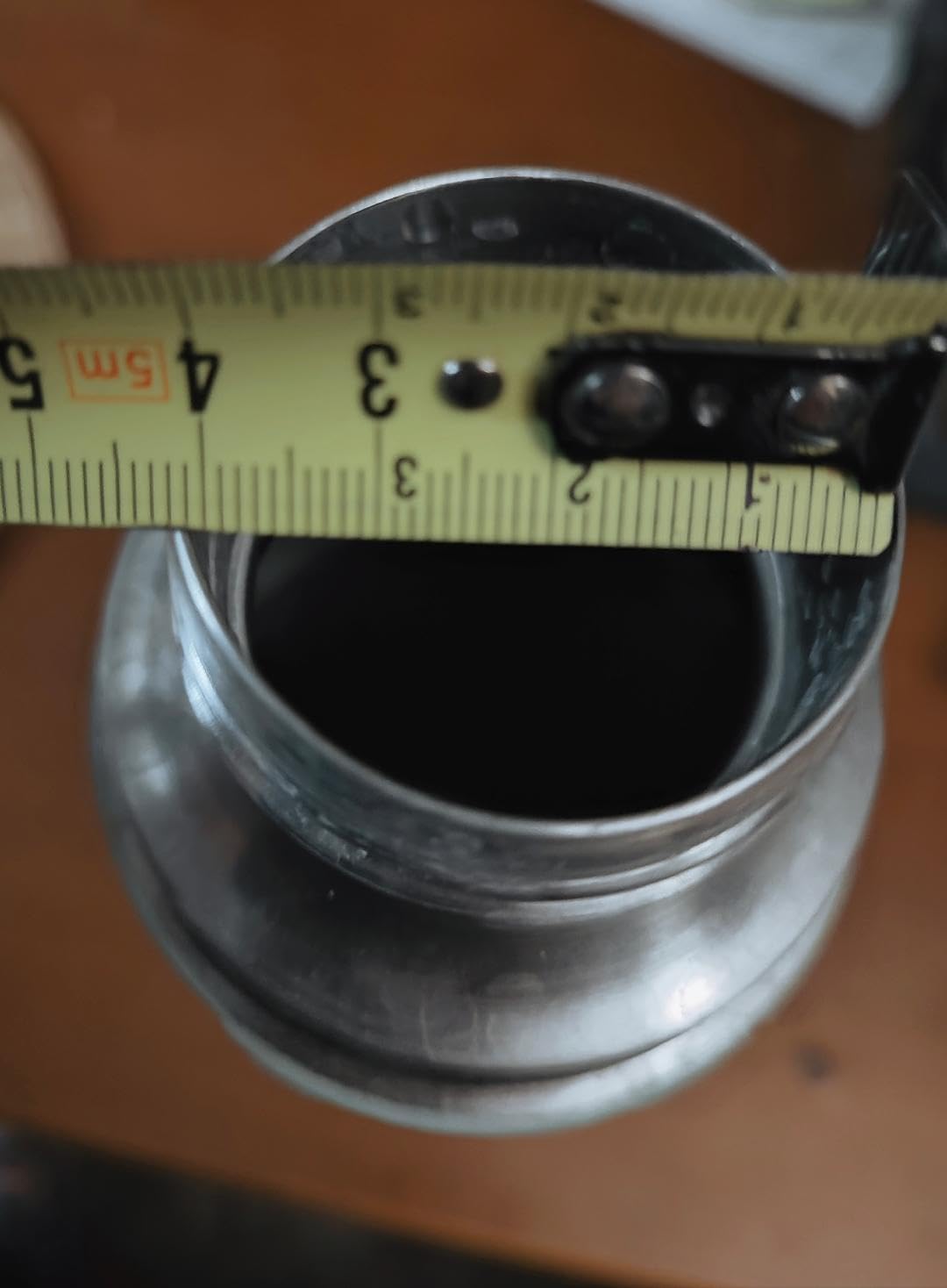 Le café encore chaud le soir