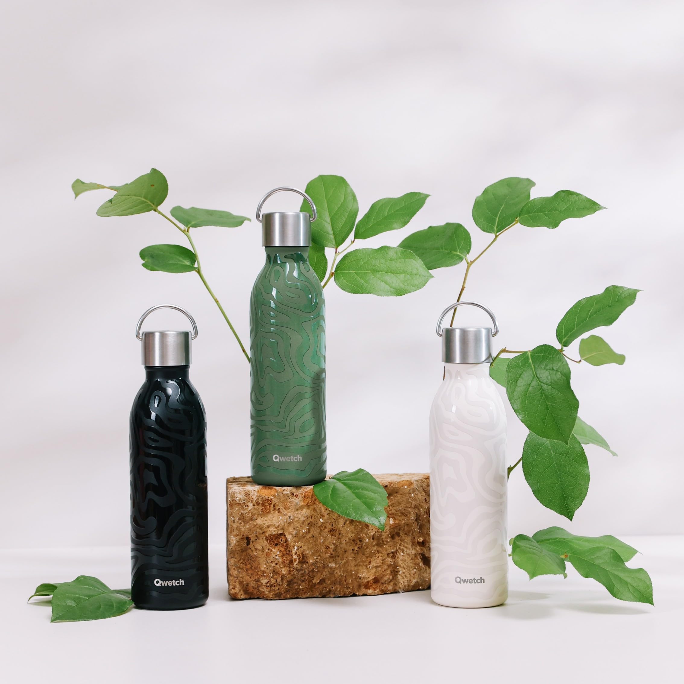 qwetch-active-camouflage-noir-bouteille-isotherme-inox-recycl-600-ml-avec-anse-2 image 8